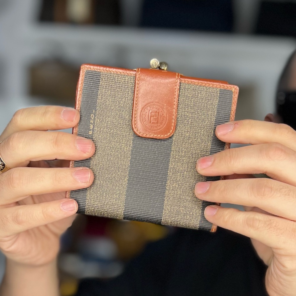 FENDI Kisslock Wallet